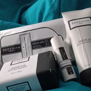 Beekman 1802 Fresh Air Grooming Collection - Black and White
